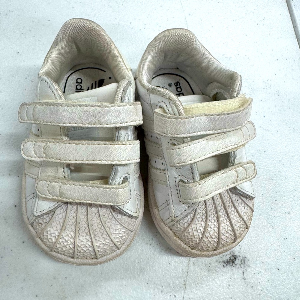 Baby adidas sneaker - size 3